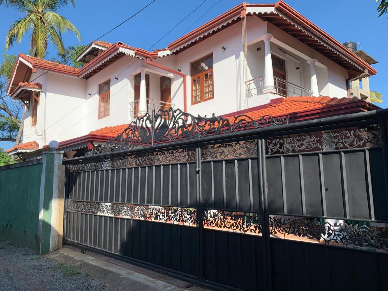 Ceylon Glory Hostel Negombo Ngoại thất bức ảnh