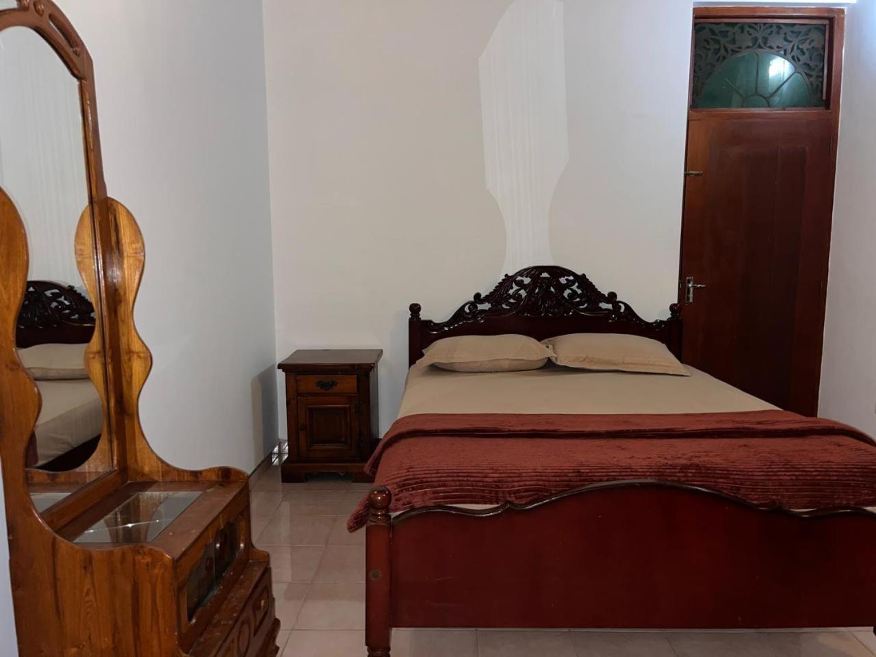 Ceylon Glory Hostel Negombo Ngoại thất bức ảnh